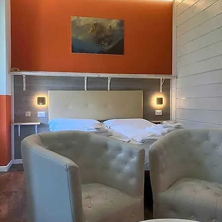מלון Garni Barancio - Auronzo Center 3*